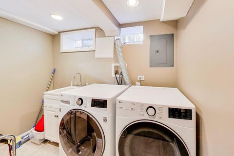 Tiny photo for 1507 Cleveland Street, Evanston, IL 60202 (MLS # 12566685)