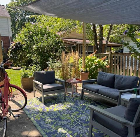 Tiny photo for 1507 Cleveland Street, Evanston, IL 60202 (MLS # 12566685)