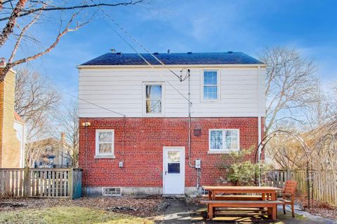 Tiny photo for 1507 Cleveland Street, Evanston, IL 60202 (MLS # 12566685)