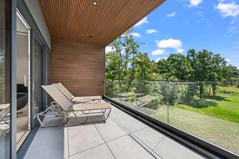 Tiny photo for 711 Becker Road, Glenview, IL 60025 (MLS # 12508323)