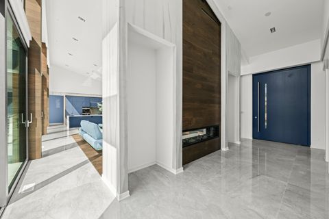 Tiny photo for 711 Becker Road, Glenview, IL 60025 (MLS # 12508323)