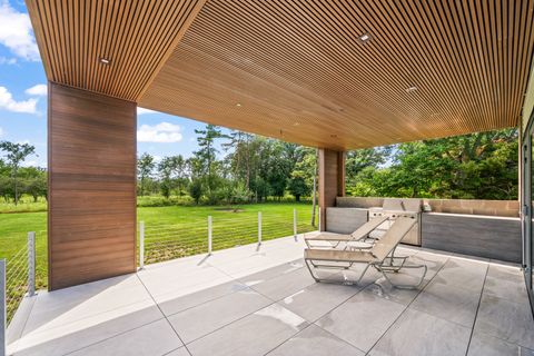 Tiny photo for 711 Becker Road, Glenview, IL 60025 (MLS # 12508323)