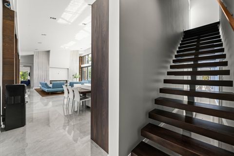 Tiny photo for 711 Becker Road, Glenview, IL 60025 (MLS # 12508323)