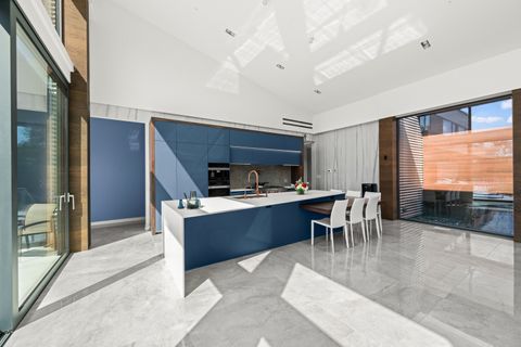 Tiny photo for 711 Becker Road, Glenview, IL 60025 (MLS # 12508323)