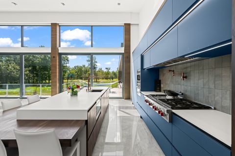 Tiny photo for 711 Becker Road, Glenview, IL 60025 (MLS # 12508323)