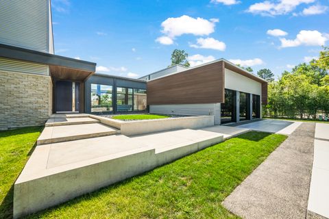 Tiny photo for 711 Becker Road, Glenview, IL 60025 (MLS # 12508323)