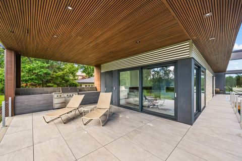 Tiny photo for 711 Becker Road, Glenview, IL 60025 (MLS # 12508323)