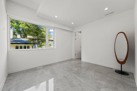 Tiny photo for 711 Becker Road, Glenview, IL 60025 (MLS # 12508323)