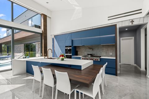 Tiny photo for 711 Becker Road, Glenview, IL 60025 (MLS # 12508323)