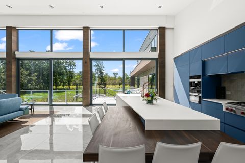 Tiny photo for 711 Becker Road, Glenview, IL 60025 (MLS # 12508323)