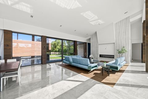 Tiny photo for 711 Becker Road, Glenview, IL 60025 (MLS # 12508323)