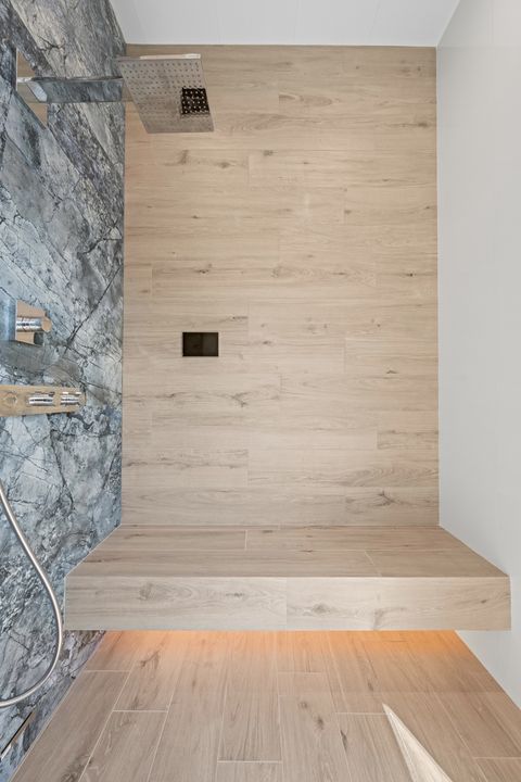 Tiny photo for 711 Becker Road, Glenview, IL 60025 (MLS # 12508323)