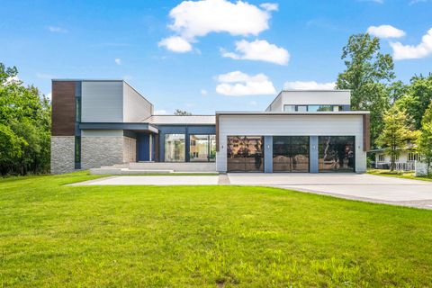 711 Becker Road Glenview IL 60025