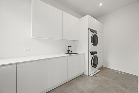 Tiny photo for 711 Becker Road, Glenview, IL 60025 (MLS # 12508323)