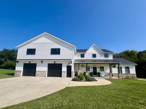 Tiny photo for 7845 Fitzgerald Road, Clinton, IL 61727 (MLS # 12443496)