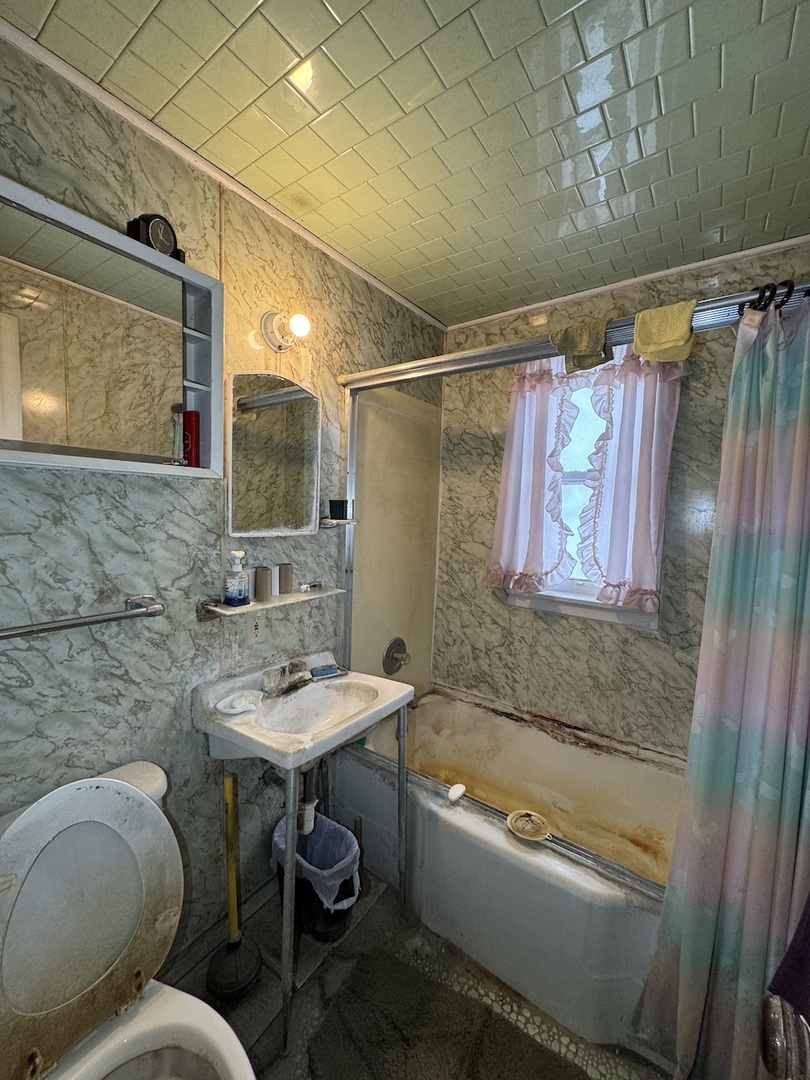 1811 N Raynor Avenue 1811