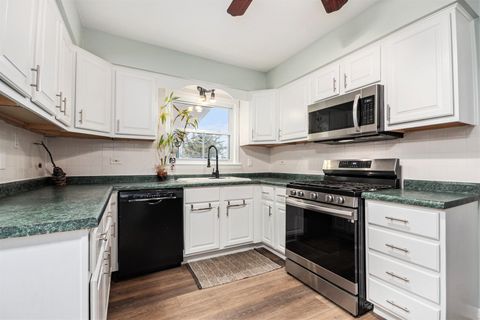 Tiny photo for 14010 Hialeah Court, Orland Park, IL 60467 (MLS # 12552325)