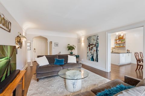 Tiny photo for 1118 Washington Boulevard #1A, Oak Park, IL 60302 (MLS # 12579871)