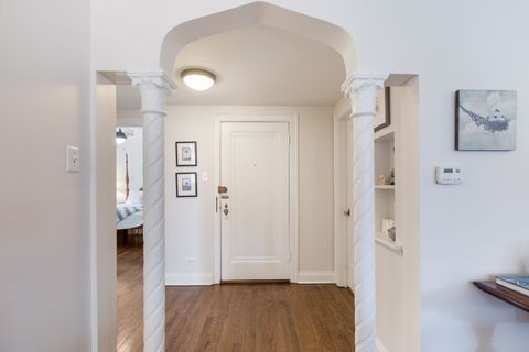 Tiny photo for 1118 Washington Boulevard #1A, Oak Park, IL 60302 (MLS # 12579871)