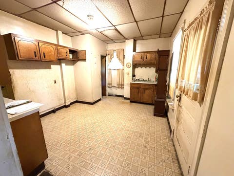 Tiny photo for 739 N Howell Street, Davenport, IA 52802 (MLS # 12699170)