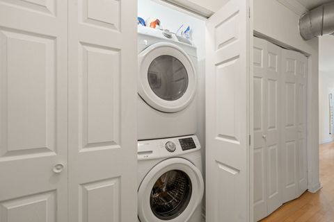 Tiny photo for 1028 W 20th Place #1, Chicago, IL 60608 (MLS # 12469541)