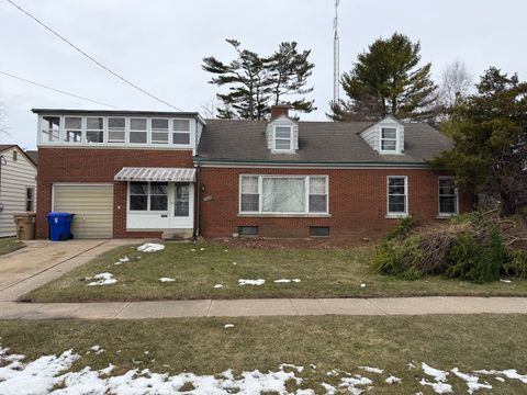 Photo of 3916 5th Avenue, Kenosha, WI 53140 (MLS # 12599047)