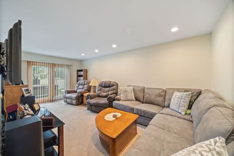 Tiny photo for 701 Garth Road, Wheeling, IL 60090 (MLS # 12523178)