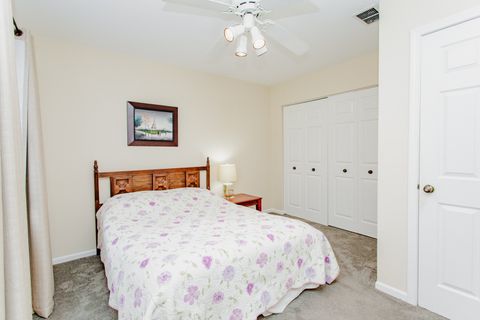 Tiny photo for 814 Dunhill Drive, Buffalo Grove, IL 60089 (MLS # 12610632)