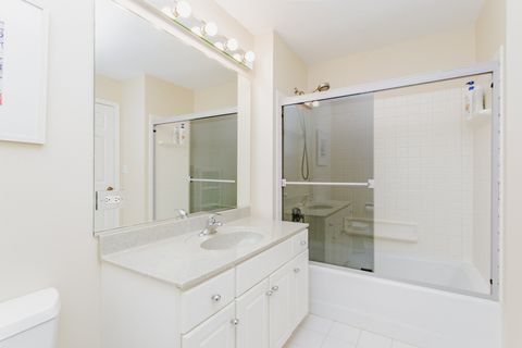 Tiny photo for 814 Dunhill Drive, Buffalo Grove, IL 60089 (MLS # 12610632)