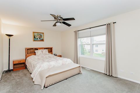 Tiny photo for 814 Dunhill Drive, Buffalo Grove, IL 60089 (MLS # 12610632)