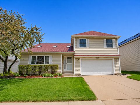 Photo of 814 Dunhill Drive, Buffalo Grove, IL 60089 (MLS # 12610632)