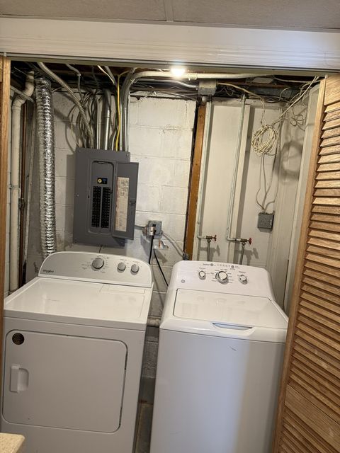 Tiny photo for 554 Fremont Street, Woodstock, IL 60098 (MLS # 12527322)