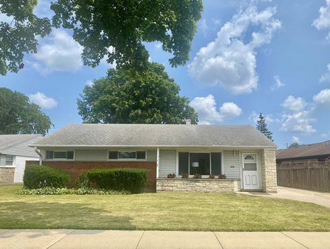 A home in Des Plaines