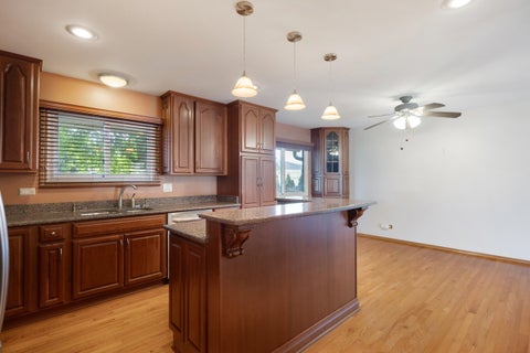 Tiny photo for 1477 William Clifford Lane, Elk Grove Village, IL 60007 (MLS # 12690104)