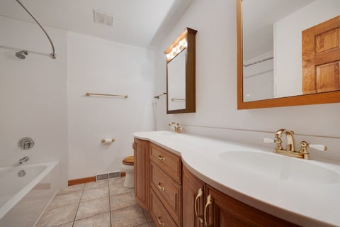 Tiny photo for 1477 William Clifford Lane, Elk Grove Village, IL 60007 (MLS # 12690104)