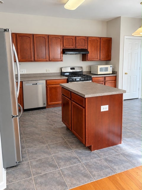 Tiny photo for 371 Evergreen Circle #371, Glendale Heights, IL 60139 (MLS # 12767467)