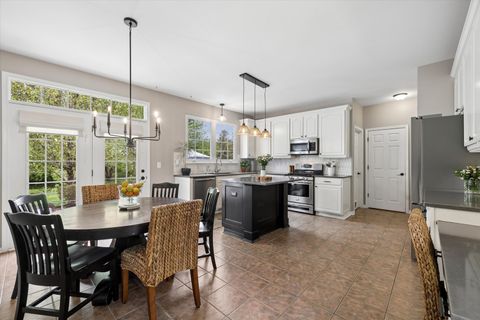 Tiny photo for 340 TENBY Way, Algonquin, IL 60102 (MLS # 12632011)