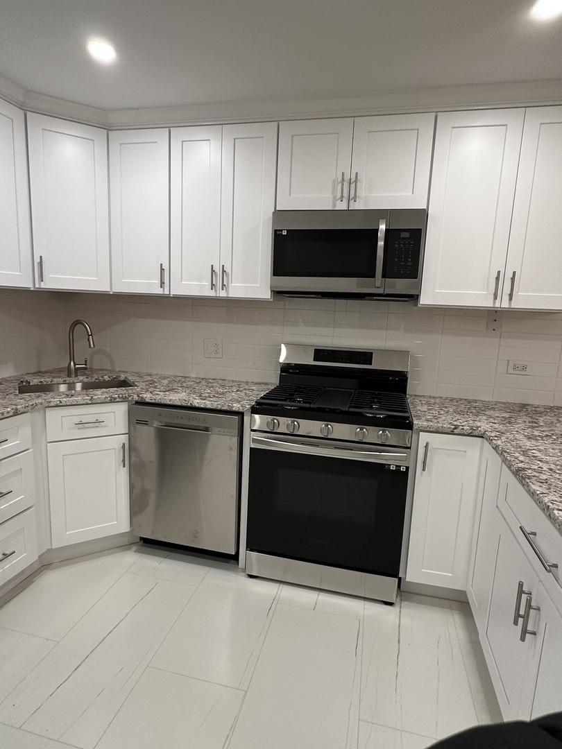 1 N CHESTNUT Avenue 5B