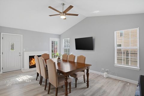 Tiny photo for 7 Arthur Court, Streamwood, IL 60107 (MLS # 12632113)