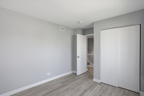 Tiny photo for 7 Arthur Court, Streamwood, IL 60107 (MLS # 12632113)