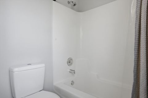 Tiny photo for 7 Arthur Court, Streamwood, IL 60107 (MLS # 12632113)