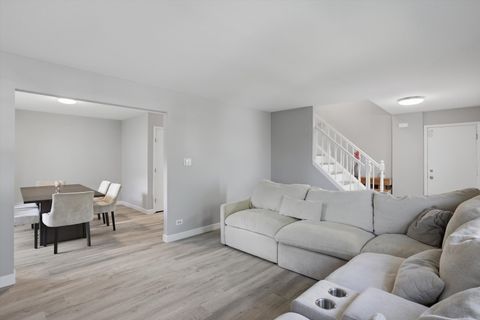 Tiny photo for 7 Arthur Court, Streamwood, IL 60107 (MLS # 12632113)
