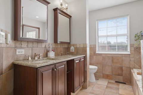 Tiny photo for 7 Arthur Court, Streamwood, IL 60107 (MLS # 12632113)