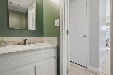 Tiny photo for 7 Arthur Court, Streamwood, IL 60107 (MLS # 12632113)
