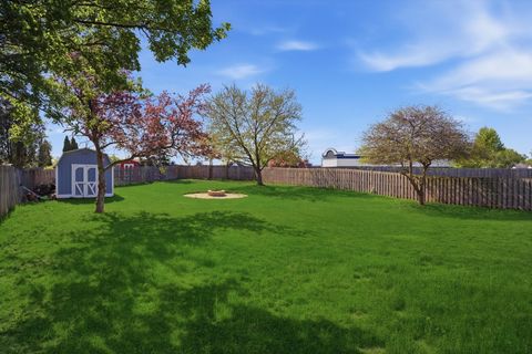 Tiny photo for 7 Arthur Court, Streamwood, IL 60107 (MLS # 12632113)