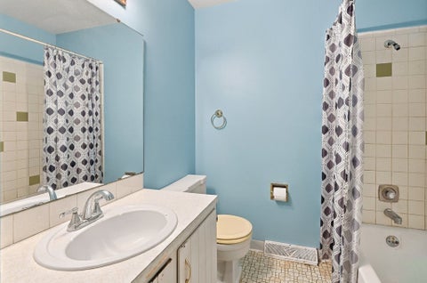Tiny photo for 3330 Fairview Drive, Bettendorf, IA 52722 (MLS # 12762944)