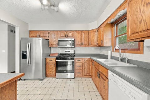 Tiny photo for 3330 Fairview Drive, Bettendorf, IA 52722 (MLS # 12762944)