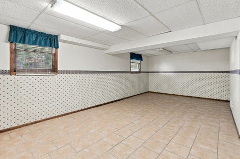 Tiny photo for 3330 Fairview Drive, Bettendorf, IA 52722 (MLS # 12762944)