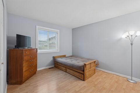 Tiny photo for 724 Maplewood Court #34-B, Willowbrook, IL 60527 (MLS # 12538471)