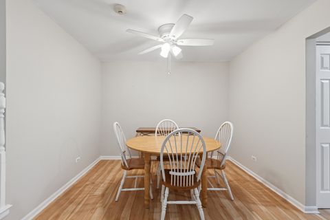 Tiny photo for 724 Maplewood Court #34-B, Willowbrook, IL 60527 (MLS # 12538471)